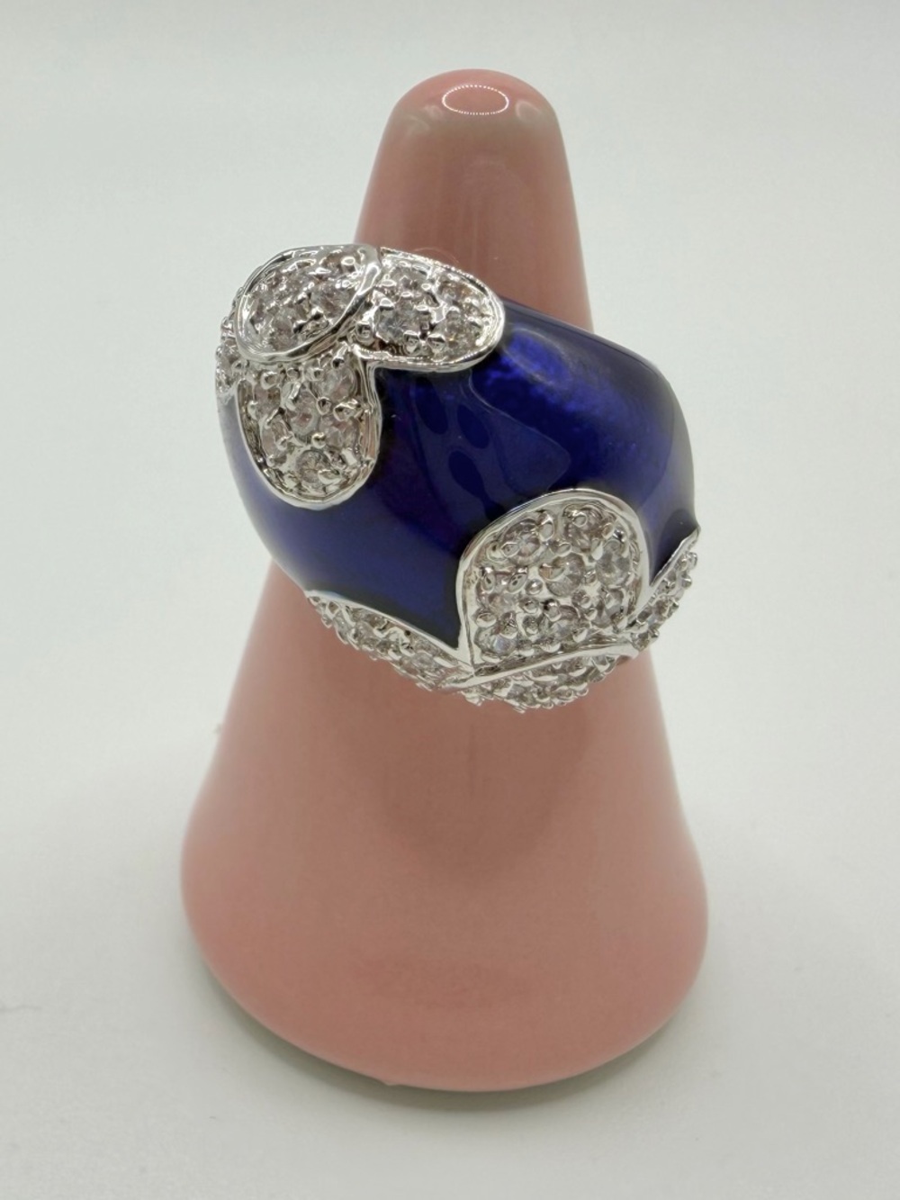 Stunning cobalt blue cocktail ring w/diamond chips, vintage-excellent condition